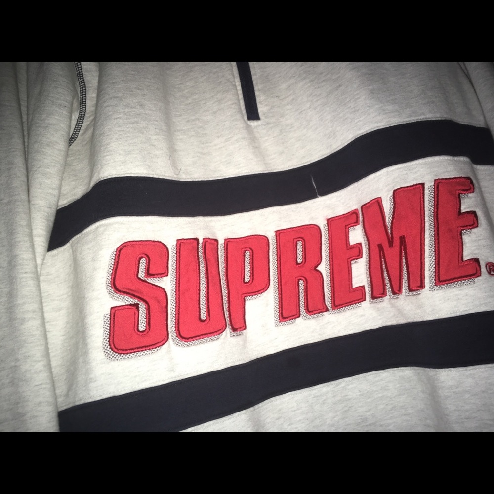 Supreme crew neck half zip fw17’ worn twice